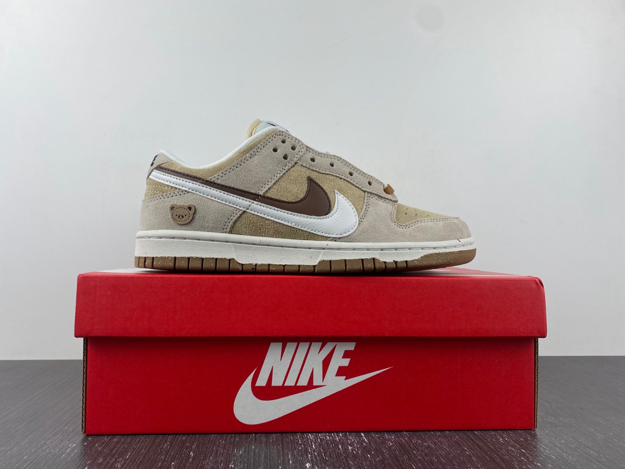 NIKE Dunk Low DO9457-100